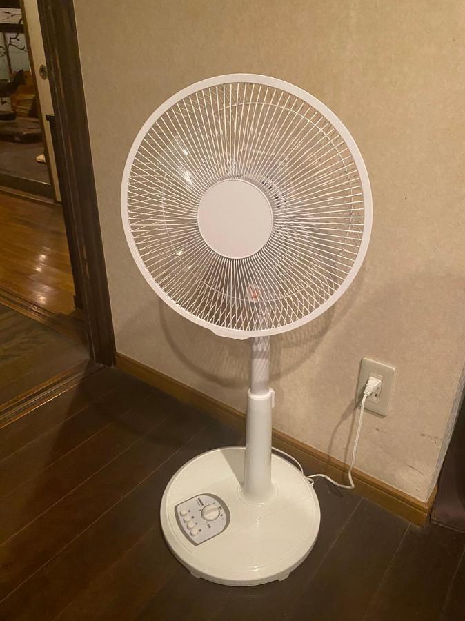 Guesthouse Omoya--全個室--囲炉裏のぬくもりと共にグループの絆を深める古民家宿でゆっくりとした時間を-6名部屋-6名部屋-8名部屋--最大20名-ペット同伴可は一室のみ- Matsuyama  Zewnętrze zdjęcie