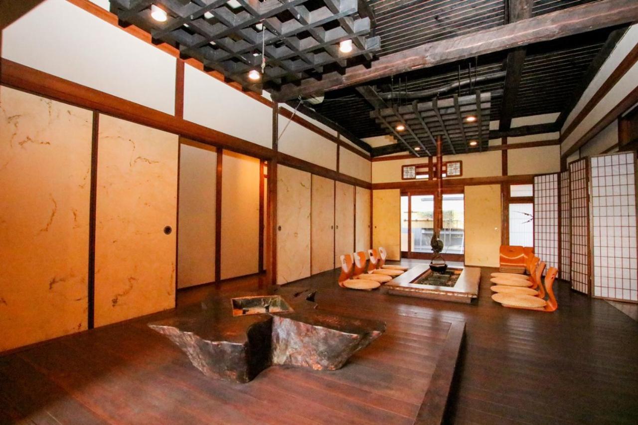 Guesthouse Omoya--全個室--囲炉裏のぬくもりと共にグループの絆を深める古民家宿でゆっくりとした時間を-6名部屋-6名部屋-8名部屋--最大20名-ペット同伴可は一室のみ- Matsuyama  Zewnętrze zdjęcie